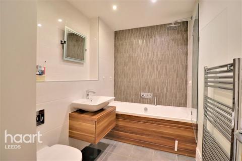 17 Springfield Road, Lofthouse, Wakefield, WF3 3FN