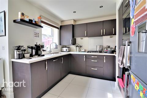 17 Springfield Road, Lofthouse, Wakefield, WF3 3FN
