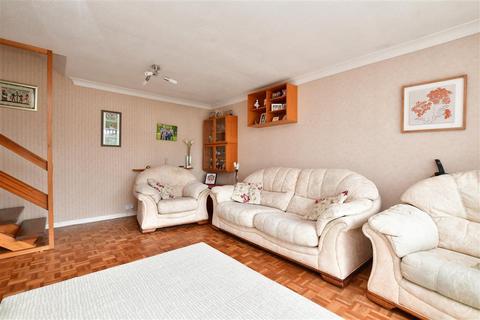 28 Bench Field, South Croydon, CR2 7HX