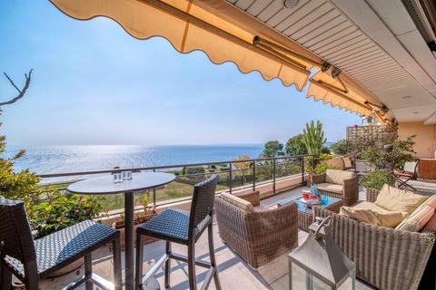 2 bedroom villa, Nice, Alpes-Maritimes, Alpes-Maritimes, France