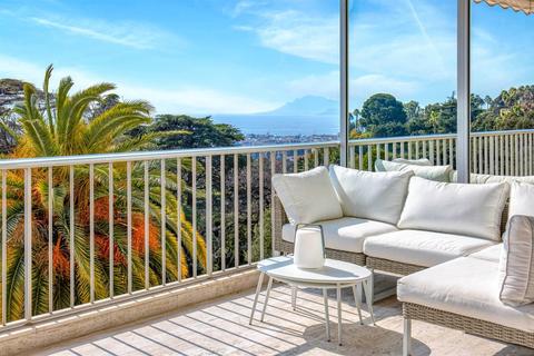 2 bedroom villa, Cannes, Alpes-Maritimes, Alpes-Maritimes, France