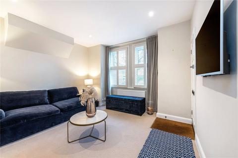 17 North Road, Richmond, TW9 4HA