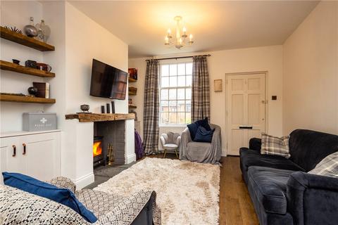 2 bedroom end of terrace house for sale, High Street, Markyate, St. Albans