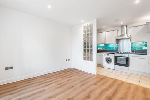2 bedroom apartment to rent, Camberley,  Surrey,  GU15