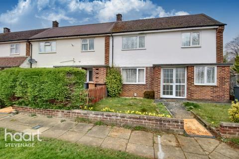 33 The Oundle, Stevenage, SG2 8JY
