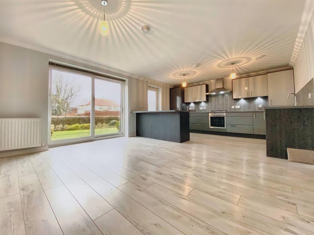 Links Road, Prestwick KA9 2 bed apartment £895 pcm (£207 pw)