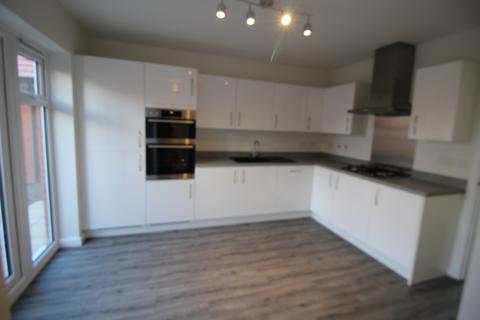 3 bedroom semi-detached house to rent, Pennyoak Drive, Leighton
