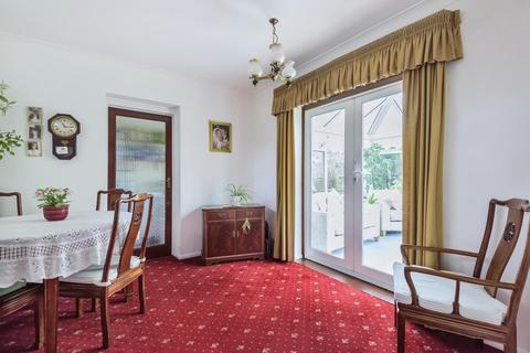 3 Cheyne Close, Bromley, BR2 8QA