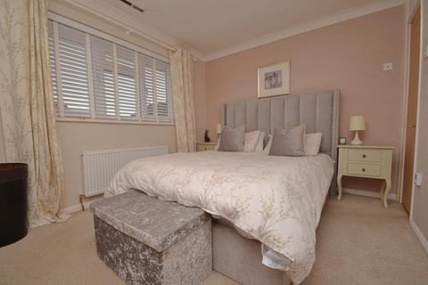 67 Avon Meade, Fordingbridge, SP6 1QR