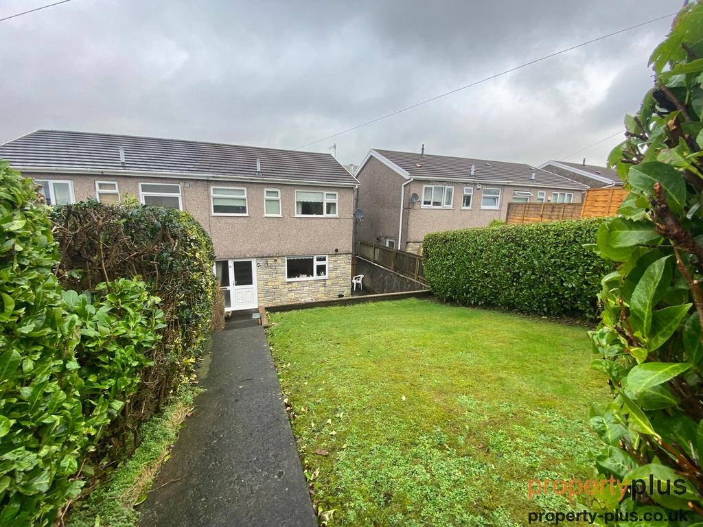 Kensington Drive, Porth Porth 3 bed semidetached house £174,950