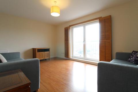 3 bedroom flat to rent, Shaw Crescent, Aberdeen, AB25