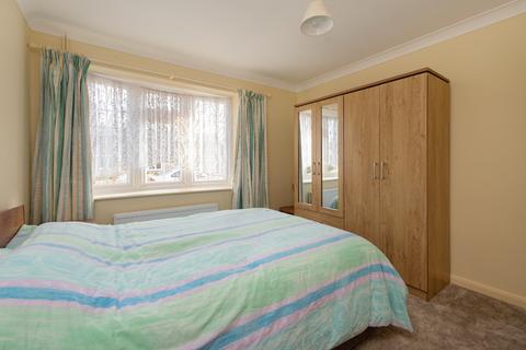 2 Hampton Gardens, Herne Bay, CT6 8BY