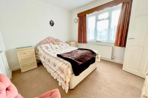 35 Parsonage Barn Lane, Ringwood, BH24 1PS