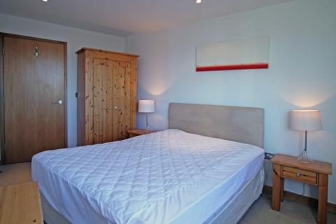 1 bedroom flat to rent, Salts Mill Road, Shipley, Bradford, BD17