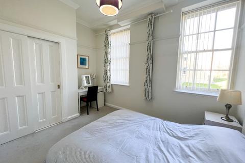 2 bedroom flat to rent, East Suffolk Park, Newington, Edinburgh, EH16