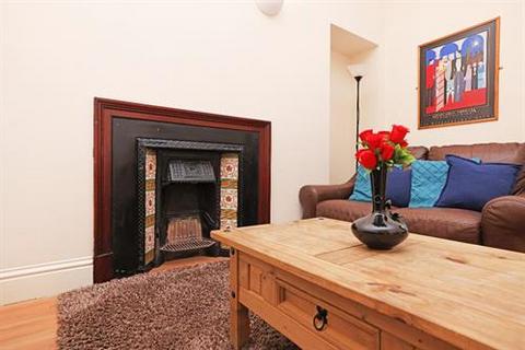 1 bedroom flat to rent - Queensgate, Inverness, IV1