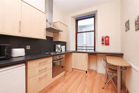 1 bedroom flat to rent - Queensgate, Inverness, IV1