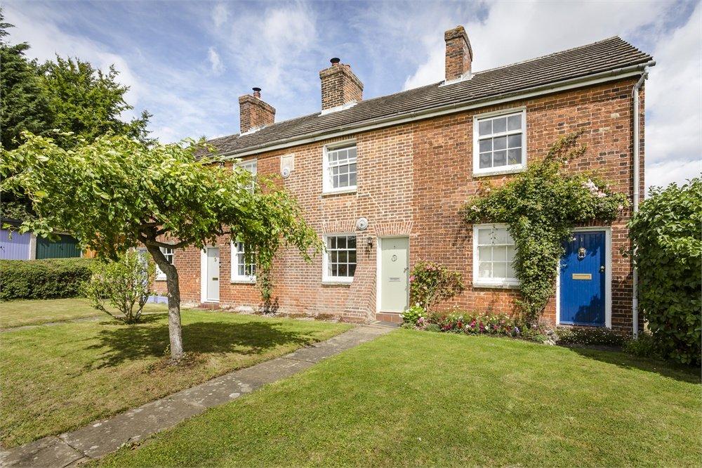 Essex Row, Levels Green, Farnham, Stortford, CM23 3 bed