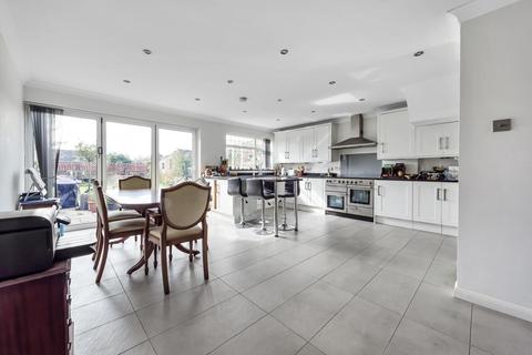 38 Redleaves Avenue, Ashford, TW15 1LD