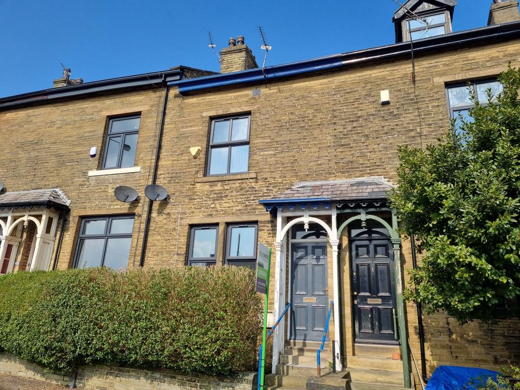 Highgate, Bradford, BD9 4 bed terraced house £160,000