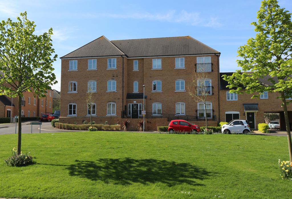 Lydford House, 1 Ravens Dene, Chislehurst 2 bed flat £1,400 pcm (£323 pw)