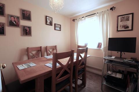 12 Kempton Drive, Dunsville, Doncaster, DN7 4QA