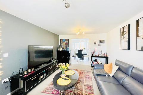 3 Beaufighter Drive, Upper Cambourne, Cambridge, CB23 6JJ