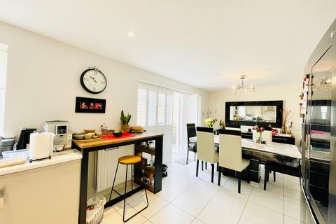 3 Beaufighter Drive, Upper Cambourne, Cambridge, CB23 6JJ
