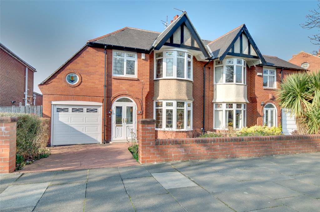 Valley Drive, Low Fell, NE9 3 bed semidetached house £395,000