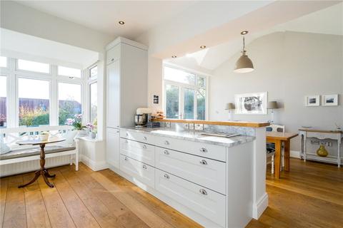 Lynwood Harewood Road, Collingham, Wetherby, LS22 5BY