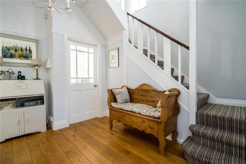 Lynwood Harewood Road, Collingham, Wetherby, LS22 5BY