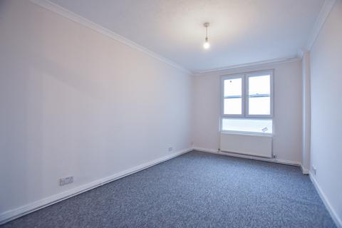 undefined, 11 Priscilla House