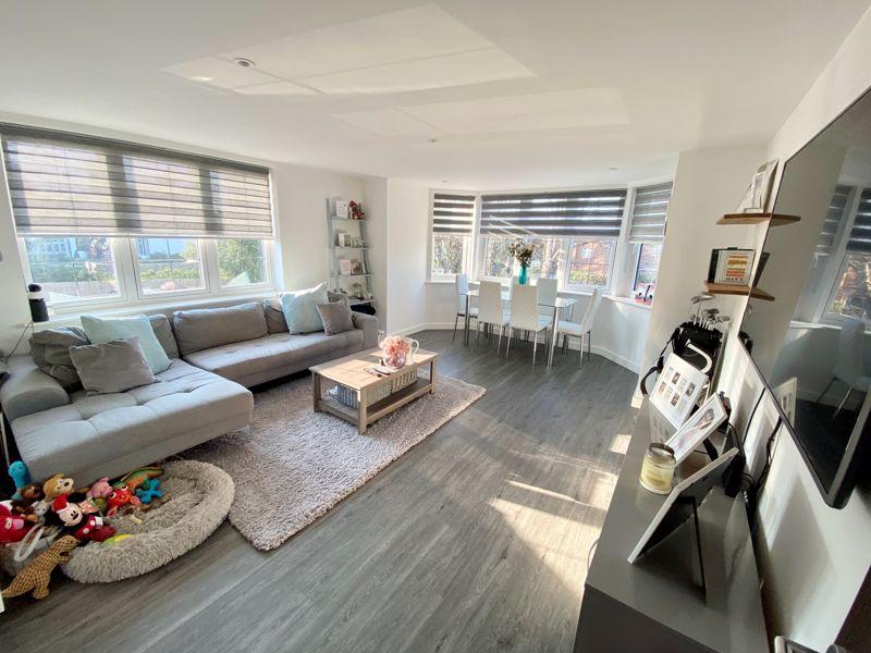 Hobbs Cross Road, Harlow 1 bed apartment for sale £269,995