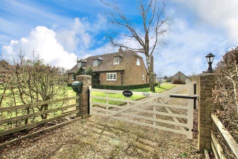 4 bedroom detached house for sale - Exted, Elham, Canterbury