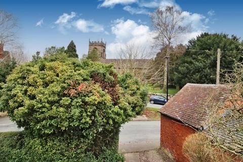 63 Church Road, Codsall, Wolverhampton, WV8 1EH