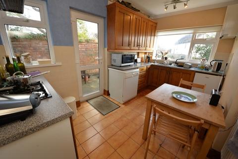63 Church Road, Codsall, Wolverhampton, WV8 1EH