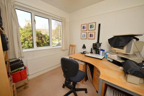 63 Church Road, Codsall, Wolverhampton, WV8 1EH