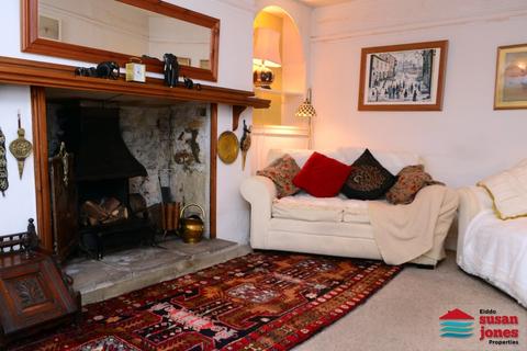 Ynys Bach Abererch Road, Pwllheli, LL53 6YP