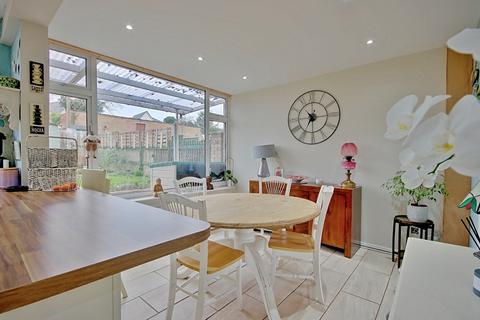 24 Brookside Road, Worcester, WR2 5PS