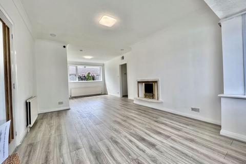 3 bedroom detached bungalow to rent, Armadale Road, Ladybridge, Bolton, Lancashire. *AVAILABLE JUNE*