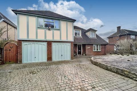 4 bedroom detached house for sale - Robinson Road, Brightlingsea, CO7