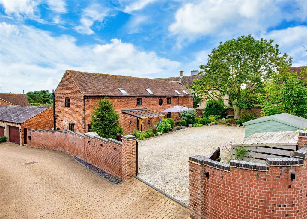 Borle Brook Barn, Glazeley, Bridgnorth 5 bed barn conversion £799,950