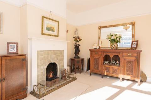 24 Beech Road, Epsom, KT17 4NH