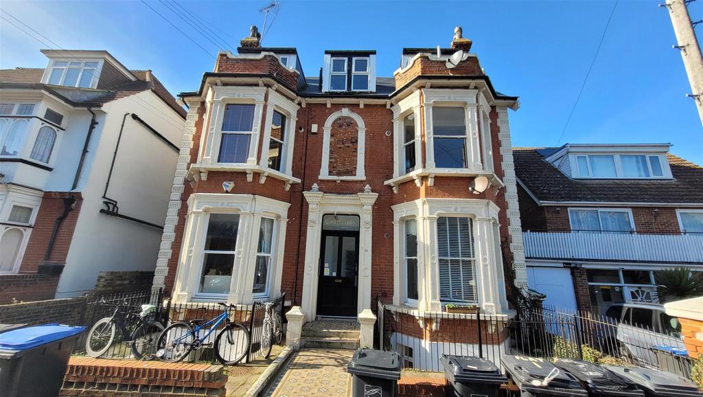 Norfolk Road, Cliftonville, Margate 1 bed flat - £650 pcm (£150 pw)