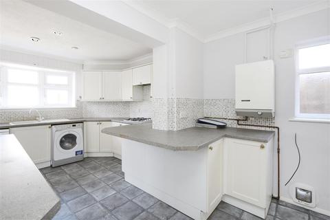 25 Dorothy Evans Close, Bexleyheath, DA7 6AJ