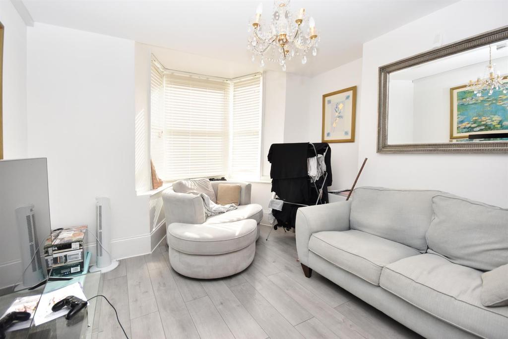 Monastery Street, Canterbury 5 bed terraced house £500,000