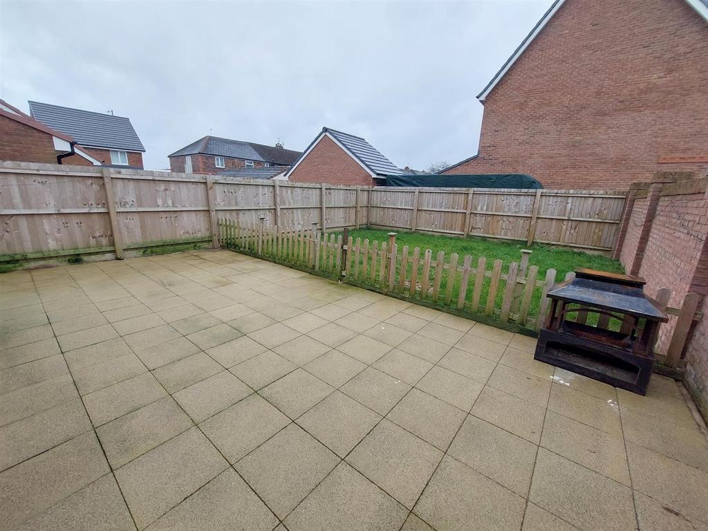 Olive Mount, St Helens, WA9 4 3 bed detached house £280,000