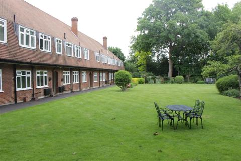 12 Holman Court, Ewell, Epsom, KT17 2AJ