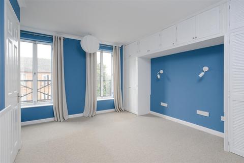 2 Amber Court, 100 Richmond Road, London, SW20 0PD
