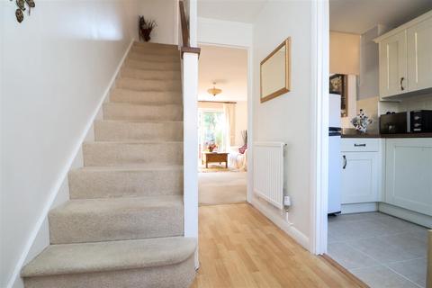 89 Drake Close, Horsham, RH12 5UD